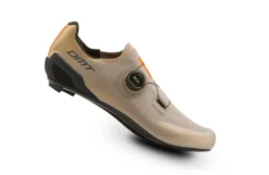 DMT Chaussures Vélo Route KR30 -Shimano Soldes Magasin dmt chaussures velo route kr30 17